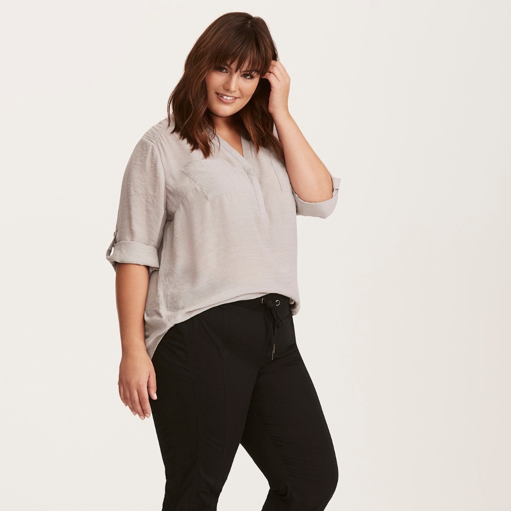 Slub Two Pocket Pullover Top - Size 1